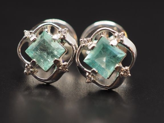 Серьги из серебра - пусеты с натуральными бериллами - 75
