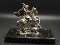 Серебряная статуэтка Георгий Победоносец - 7